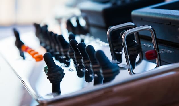 Brytere og sikringer