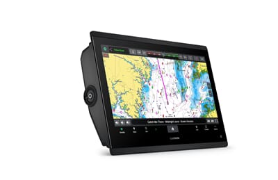 gpsmap16x3_HR_1002_0025_GPSMAP16x3_Full_screen_Nav_chart_Hero_statute.jpg