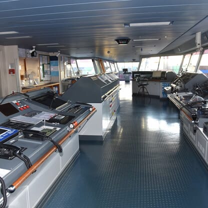 Navigasjon utrustningskrav - Passasjer- og lasteskip fra 10K BT og større